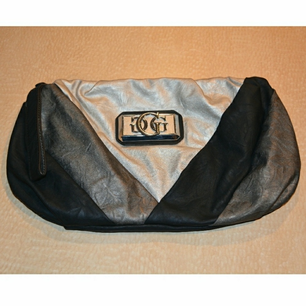 Guess Purse / Clutch